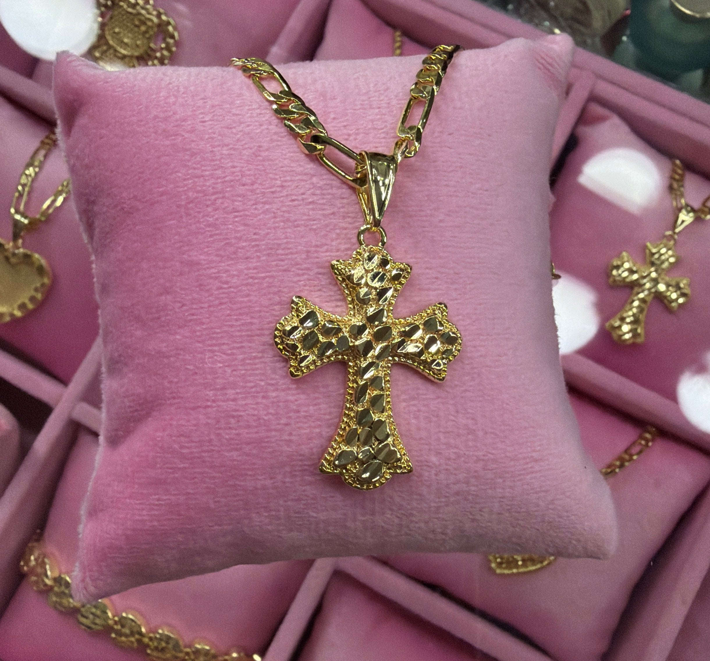 NUGGET CROSS CHAIN LRG