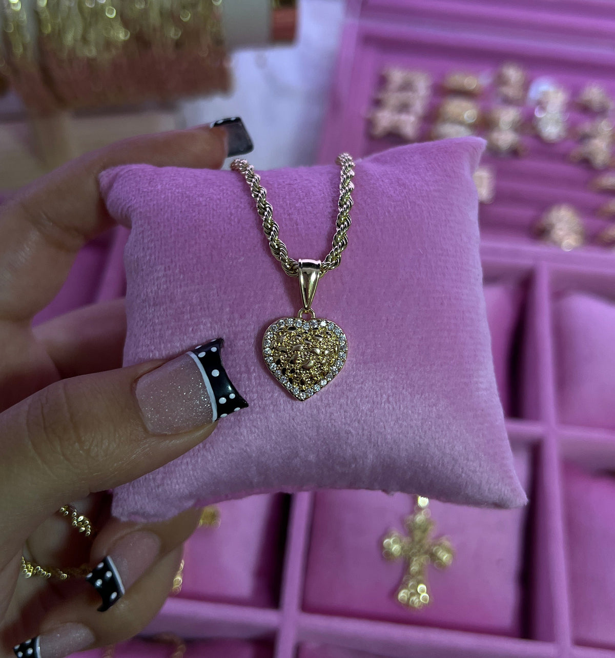 ICED NUGGET HRT NECKLACE