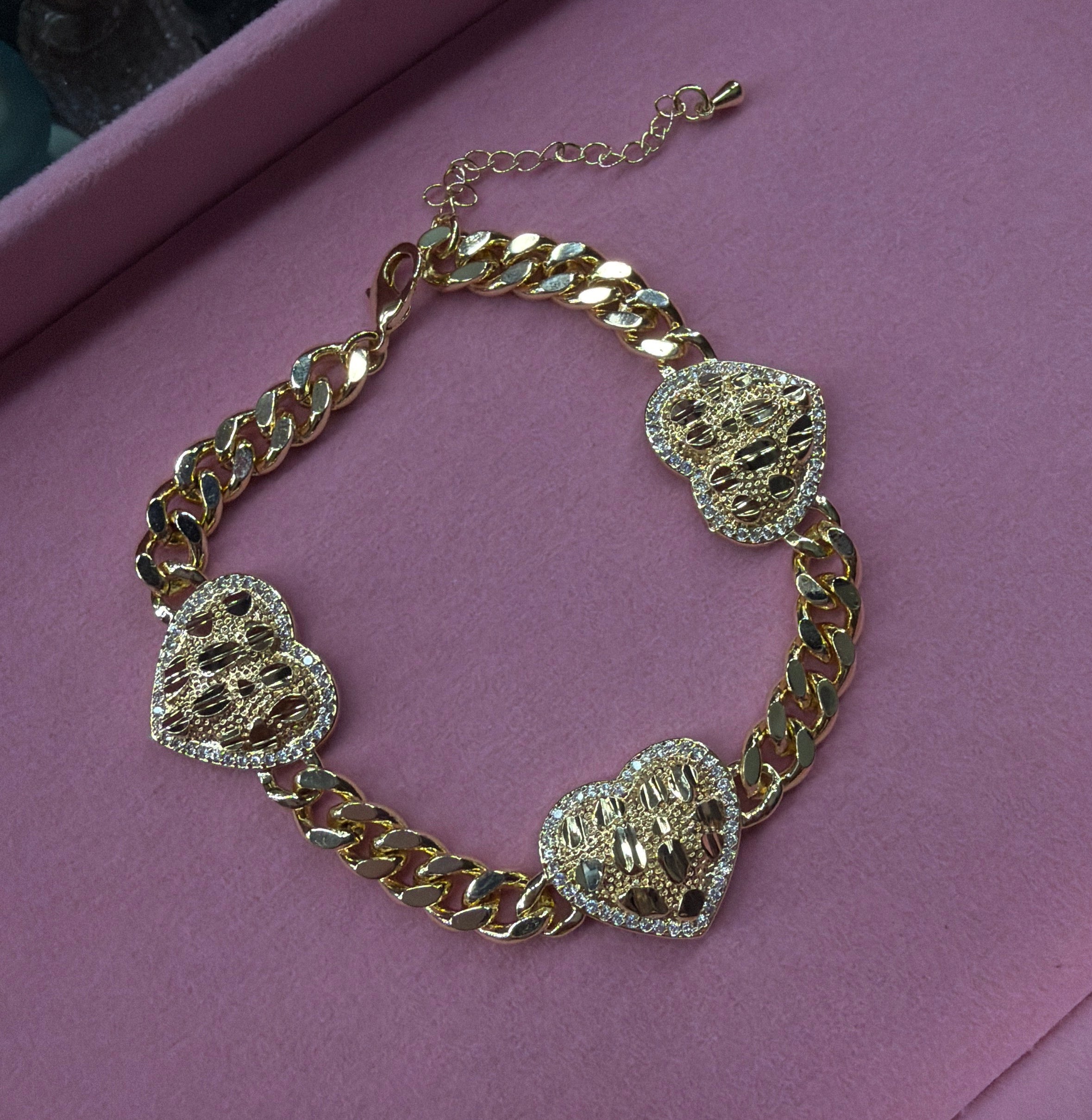 NUGGET HEART CUBAN BRACELET