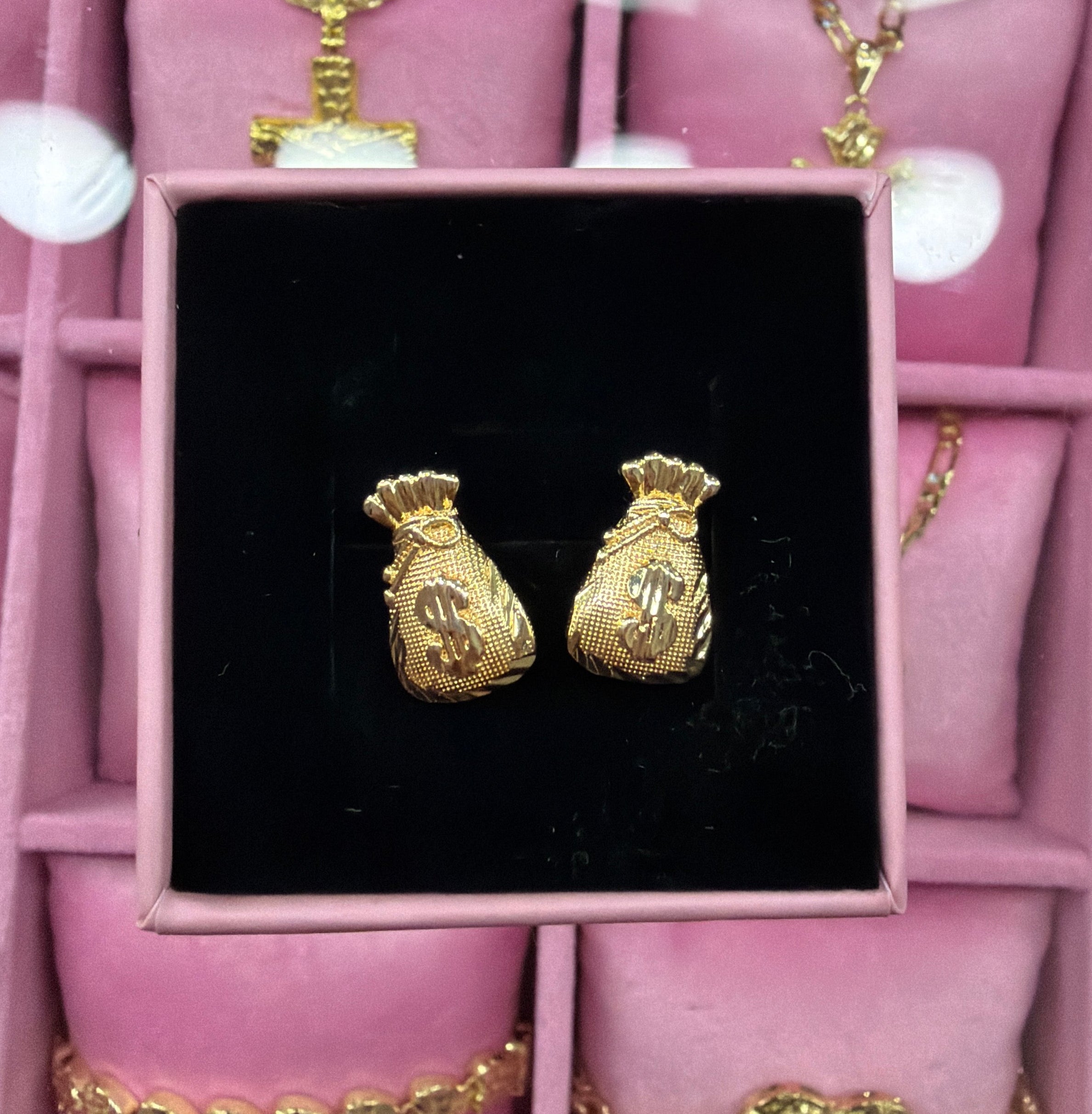 MONEY BAG STUDS