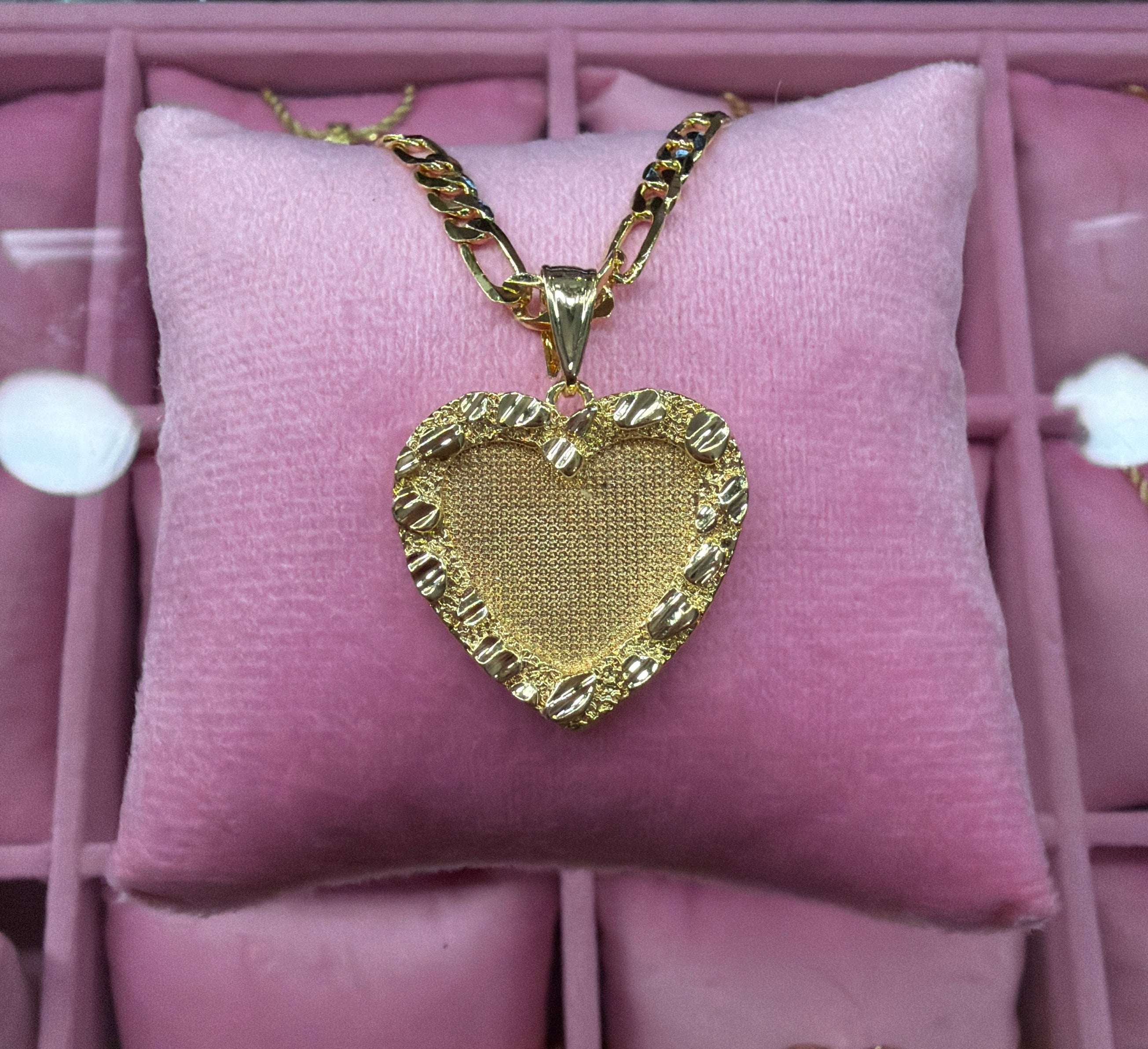 HRT NUGGET CHAIN