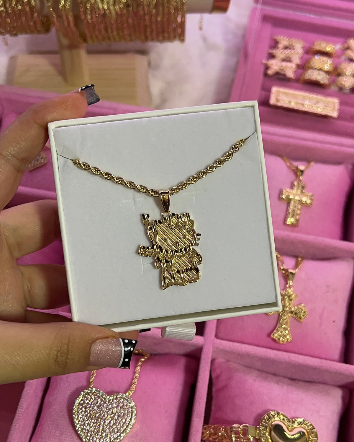 HK AK NECKLACE
