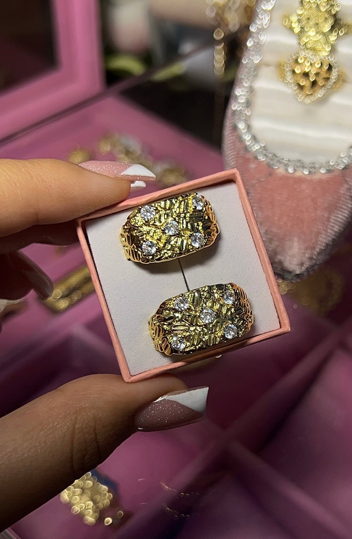 ICY NUGGET RING
