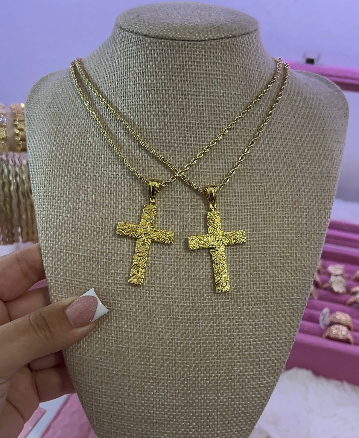 NUGGET CROSS CHAIN